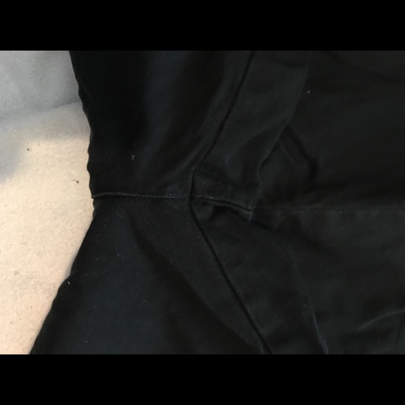 Dockers shorts in black, EUC, W44. - Picture 3 of 6